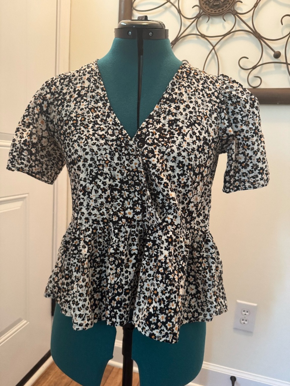 Madewell Daisy Floral Top Size XS